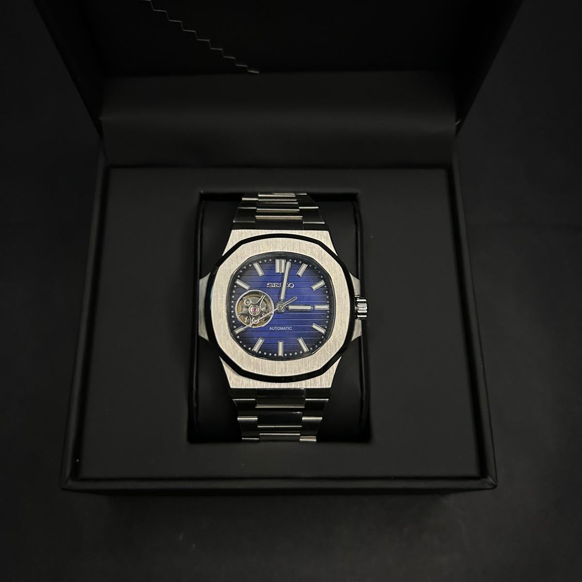 Seiko Nautilus Skeleton Blau
