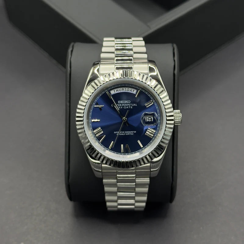 Seiko Day-Date Römisch Blau