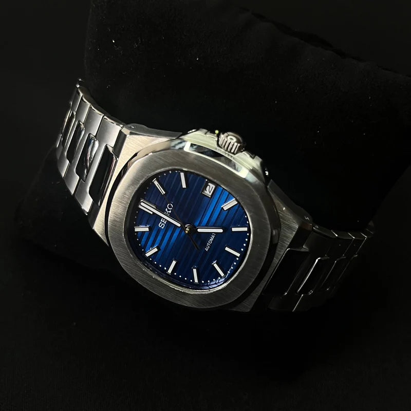 Seiko Nautilus Blau