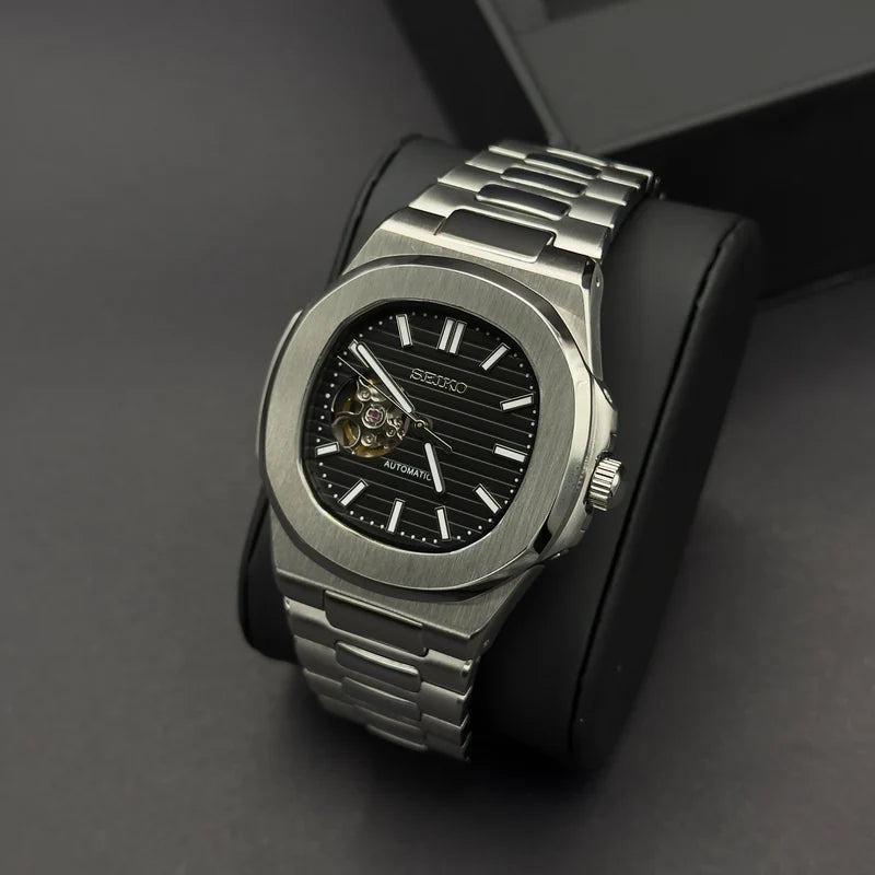 Seiko Nautilus Skeleton Schwarz
