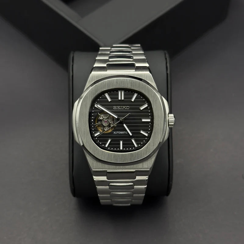 Seiko Nautilus Skeleton Schwarz